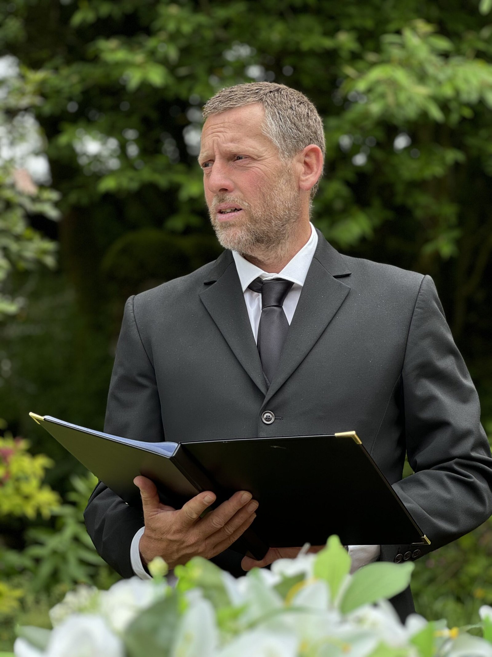 Tim Ruth, celebrant